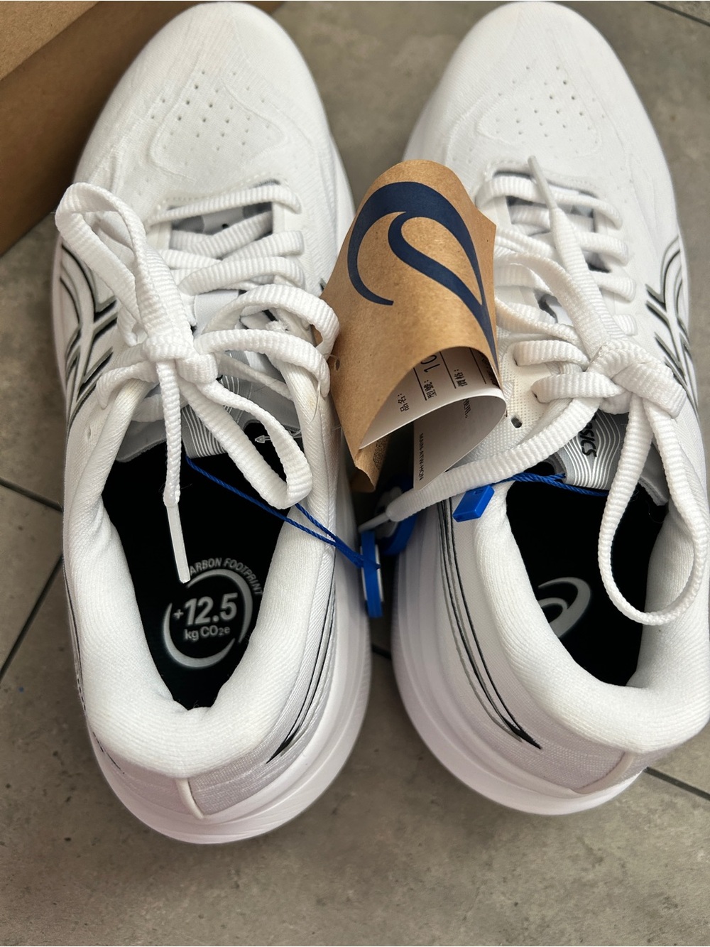 NEW ASICS Women's GT-2000 14 Running Shoes white black 6 - Picture 5 of 8